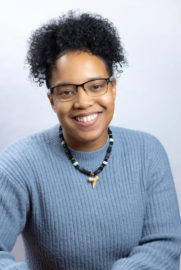 Professional photo of Violeta Thompson.